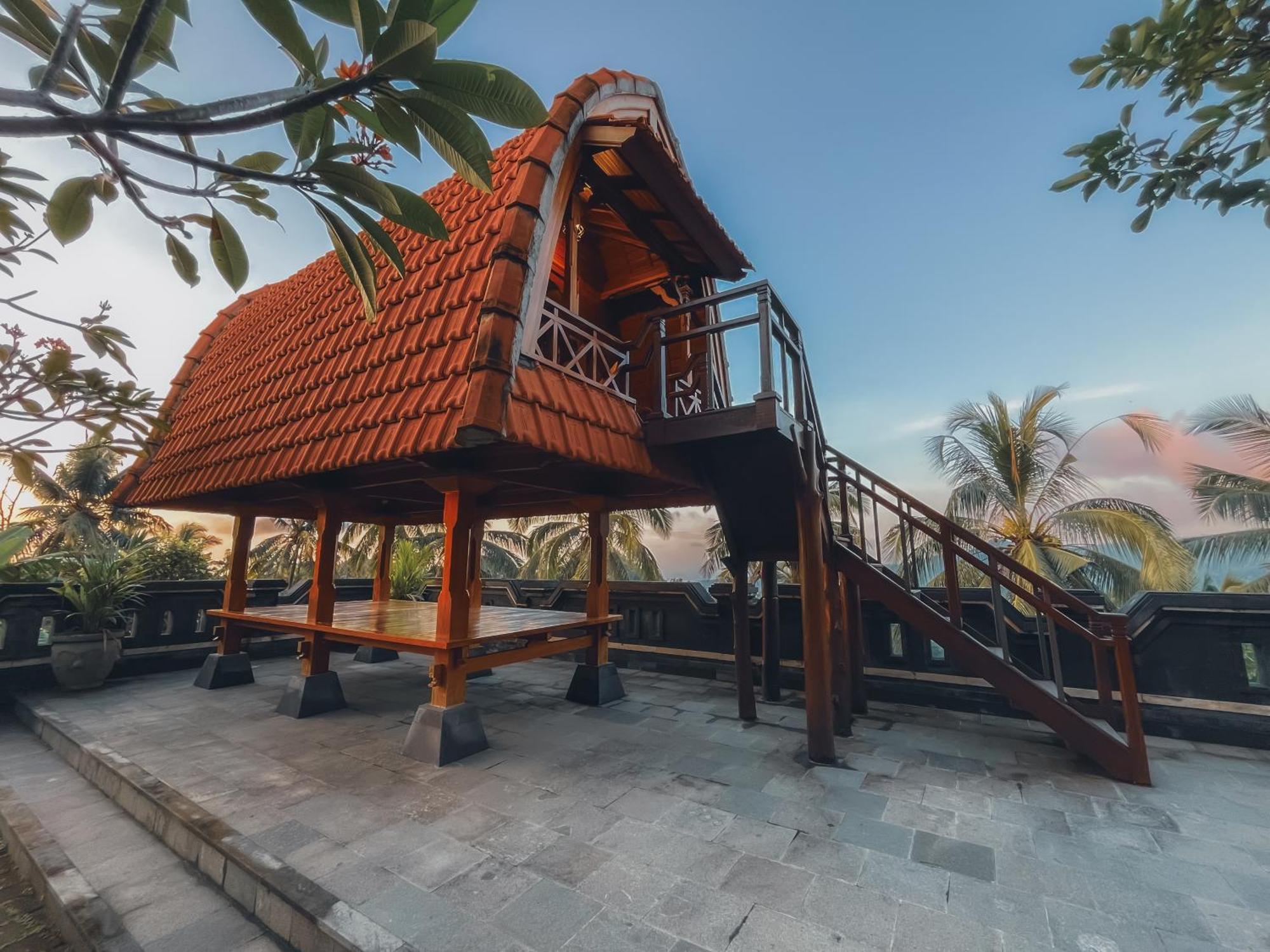 Rostika Hotel Sekumpul Buleleng  Exterior photo